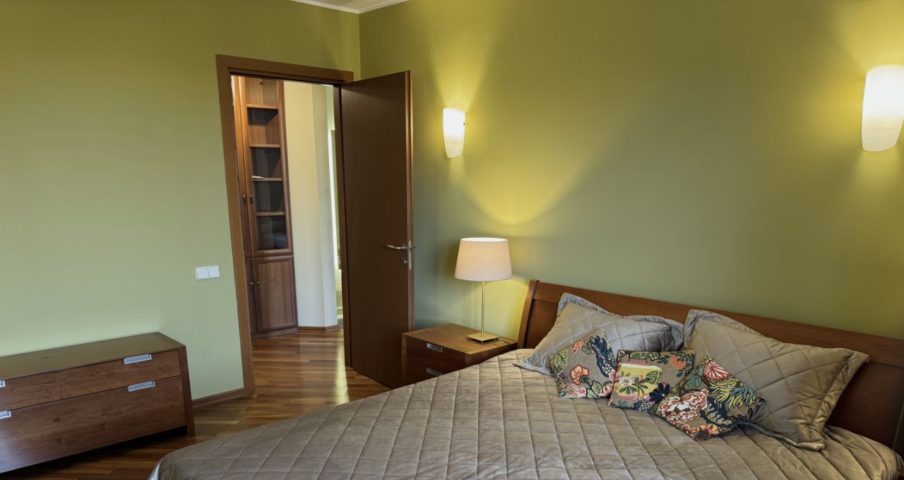 Сдаю 2к квартиру на улица Крупской, 19/17, метро Университет, г. Москва