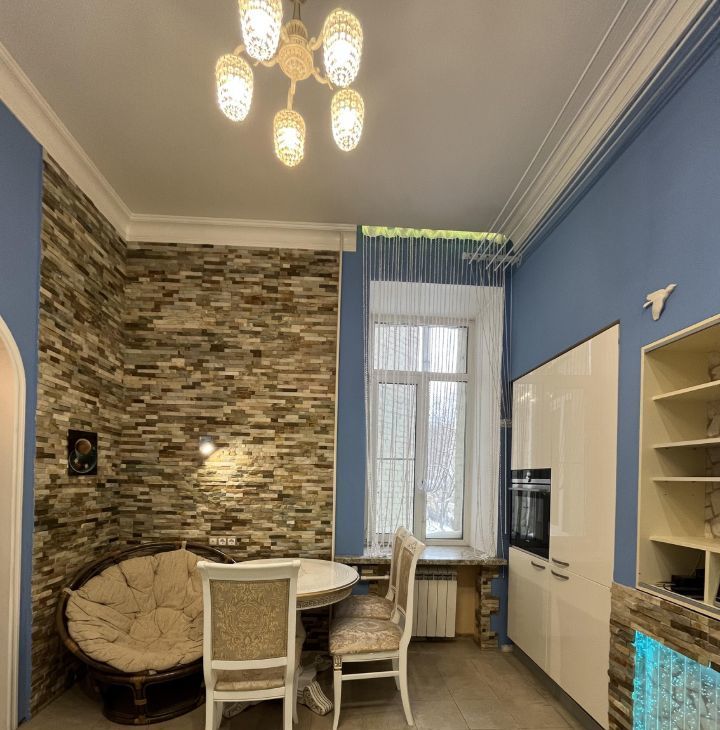 Сдам двухкомнатную квартиру на Новинский бульвар, 16С2, метро Краснопресненская, г. Москва