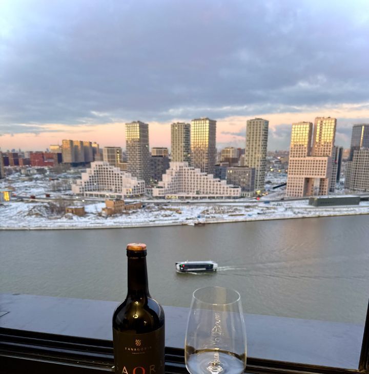 Сдаю 2-комнатную квартиру на Нагатинская набережная, 10А, метро Коломенская, г. Москва