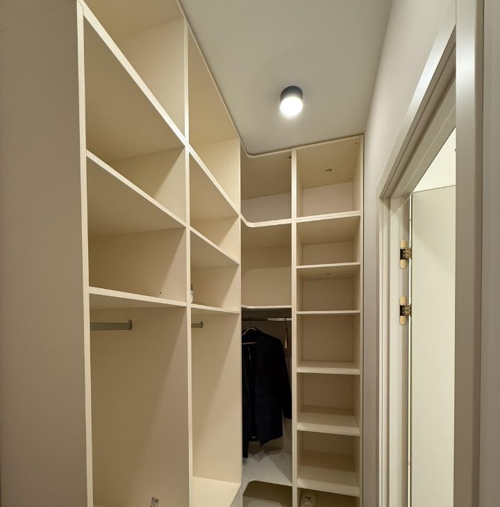 Аренда четырехкомнатной квартиры на проспект Андропова, 9/1, метро Технопарк, г. Москва