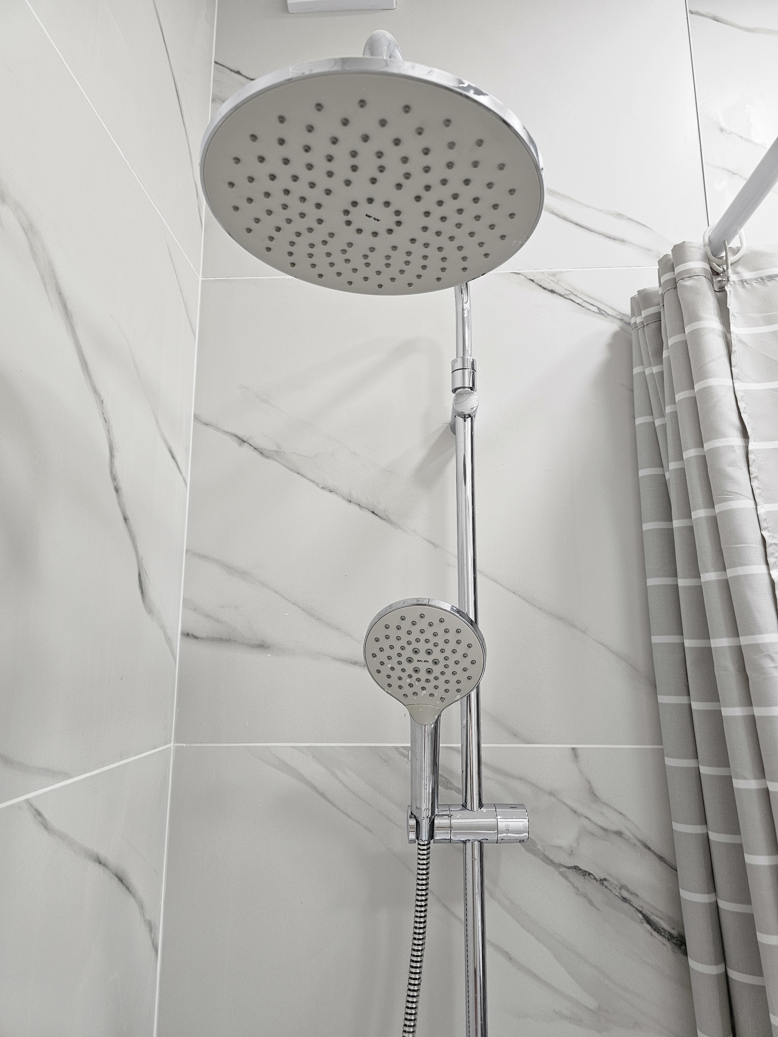 Сдам трехкомнатную квартиру на Московская обл, г Красногорск, ул Тенистых Аллей, д 3 к 3, метро Строгино, г. Москва