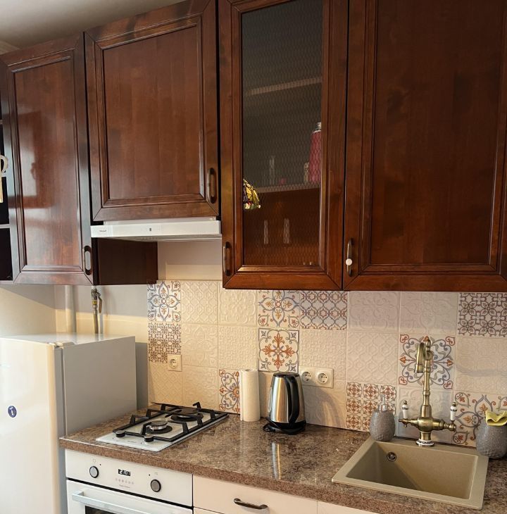 Сдается 1-к квартира на Скатертный переулок, 7, метро Библиотека имени Ленина, г. Москва