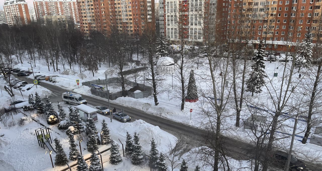 Сдаю 3-комнатную квартиру на бульвар Генерала Карбышева, 11, метро Хорошёвская, г. Москва