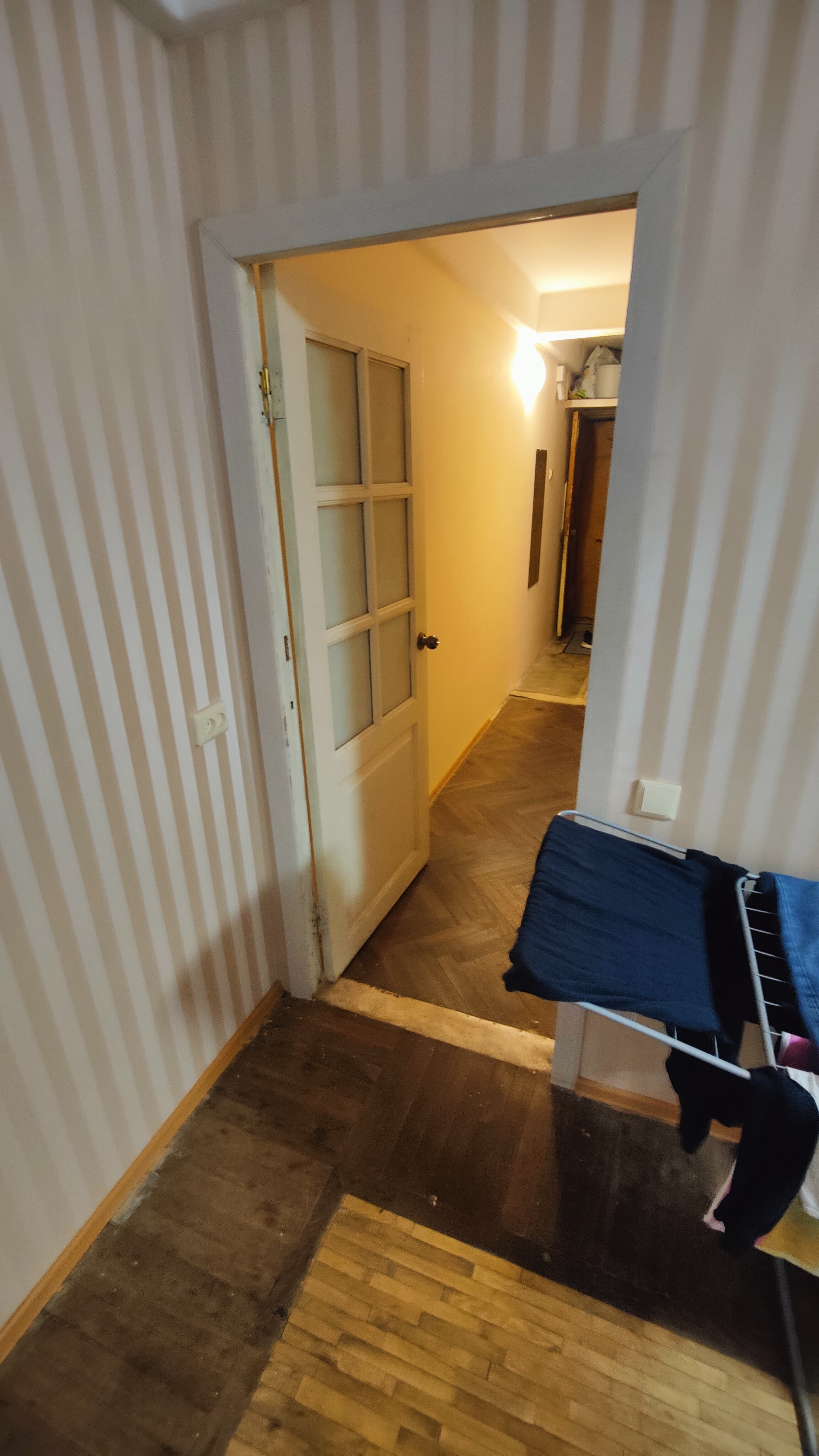 Снять комнату на г Санкт-Петербург, ул Партизана Германа, д 10 к 1, метро Проспект Ветеранов, г. Санкт-Петербург