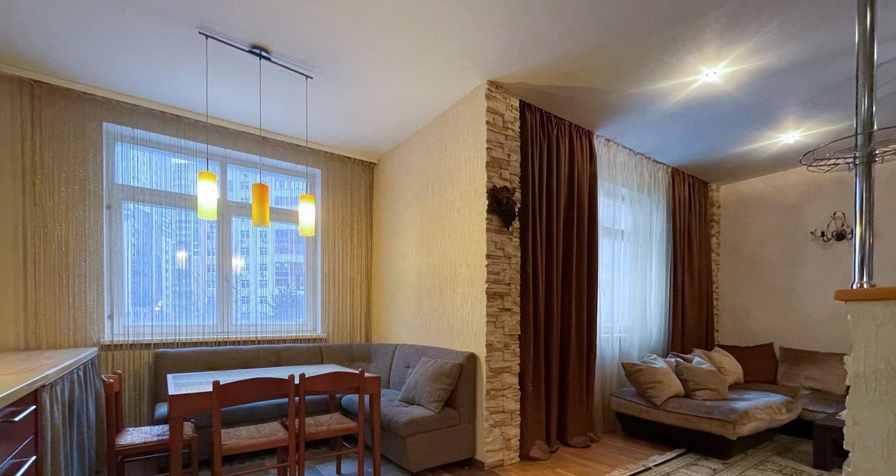 Сдам 3-к квартиру на Ходынский бульвар, 15, метро Полежаевская, г. Москва