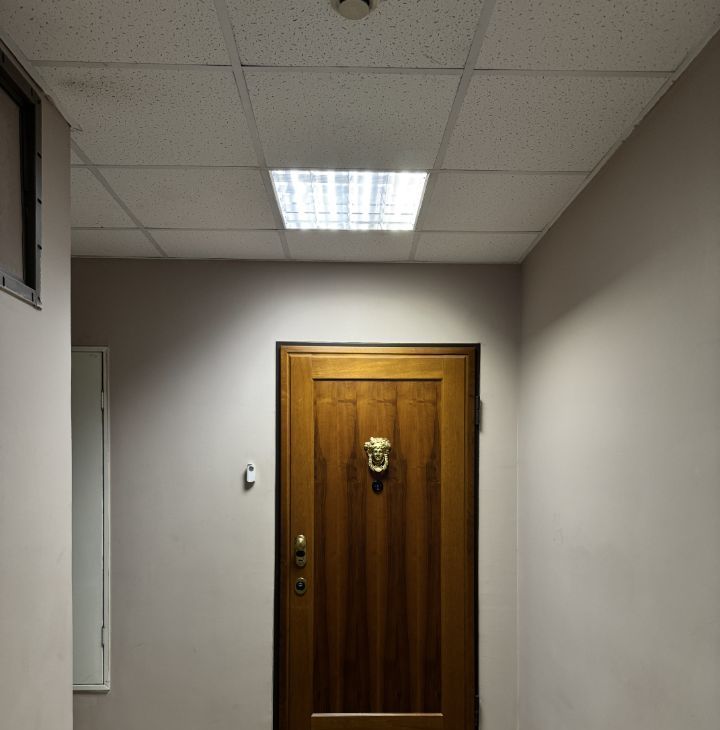 Сдам трехкомнатную квартиру на Комсомольский проспект, 32К2, метро Парк культуры, г. Москва