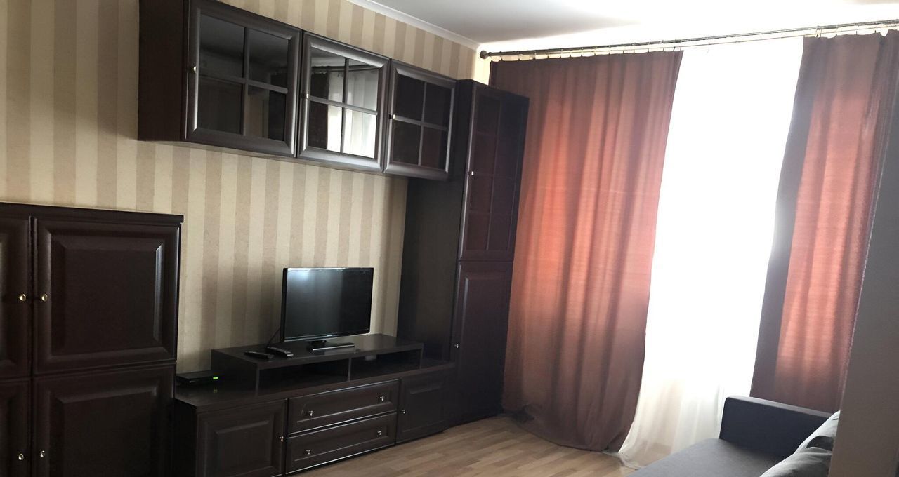 Сдам 1-комнатную квартиру на улица Большая Якиманка, 32, метро Третьяковская, г. Москва