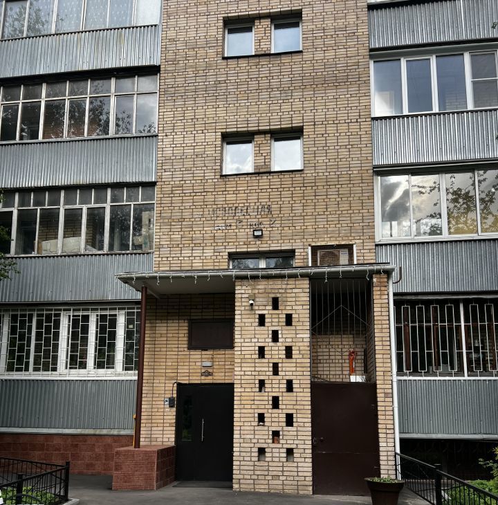 Снять 2-комнатную квартиру на Новолесная улица, 3к2, метро Новослободская, г. Москва