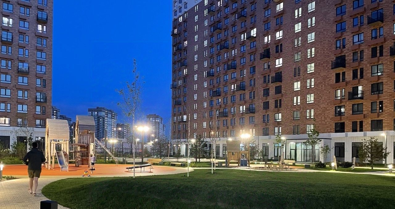 Сдается трехкомнатная квартира на Домостроительная улица, 14, метро Солнцево, г. Москва