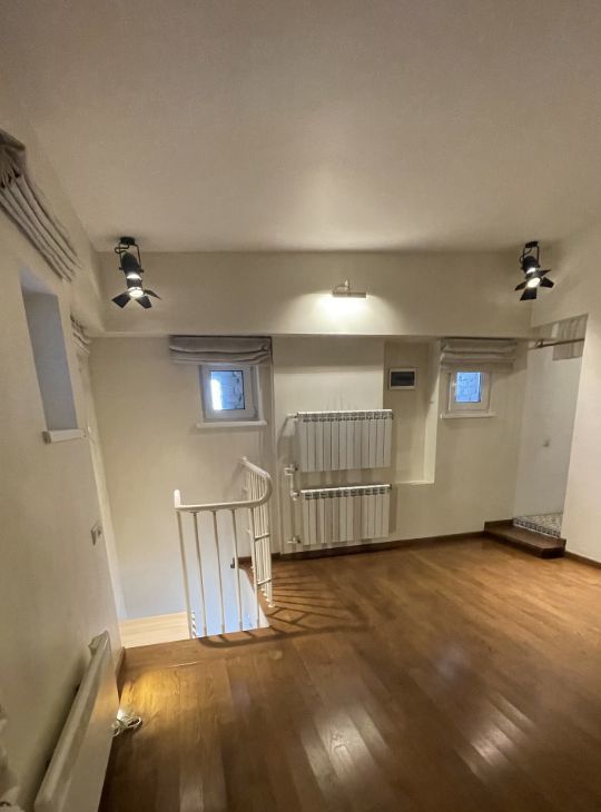 Сдаю 4к квартиру на Гончарная улица, 26к1, метро Китай-город, г. Москва