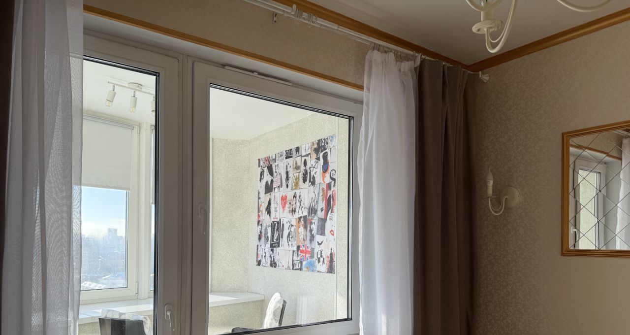 Сдается двухкомнатная квартира на проспект 60-летия Октября, 17, метро Академическая, г. Москва