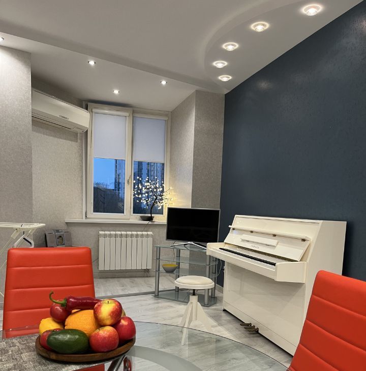 Сдам 3-к квартиру на проспект Вернадского, 92, метро Юго-Западная, г. Москва