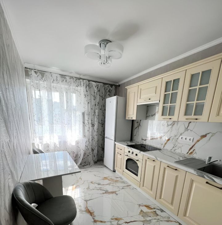 Сдам 1-к квартиру на улица Столетова, 8, метро Раменки, г. Москва