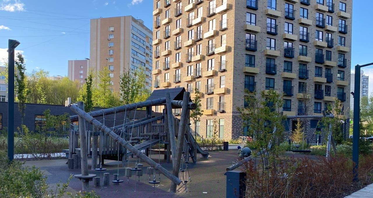 Сдам 3-комнатную квартиру на улица Академика Павлова, 56к1, метро Молодёжная, г. Москва
