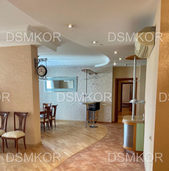 Сдам трехкомнатную квартиру на Мосфильмовская улица, 70к3, метро Минская, г. Москва