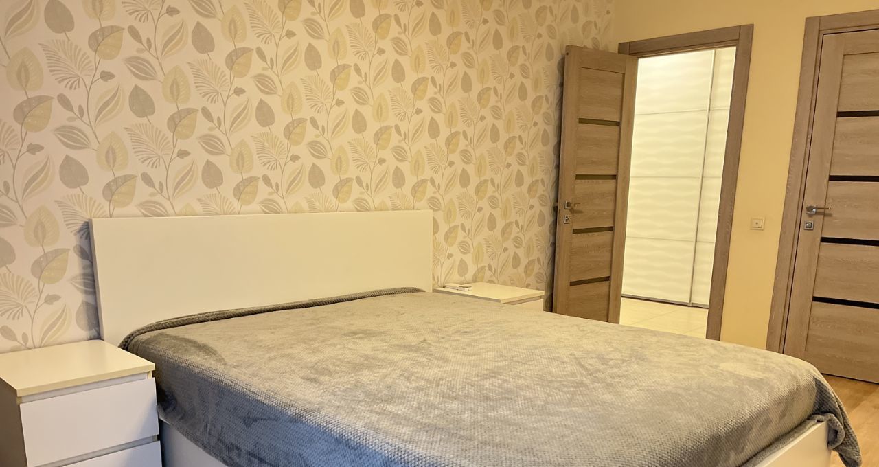 Снять трехкомнатную квартиру на Хорошевское шоссе, 12к1, метро Хорошёвская, г. Москва