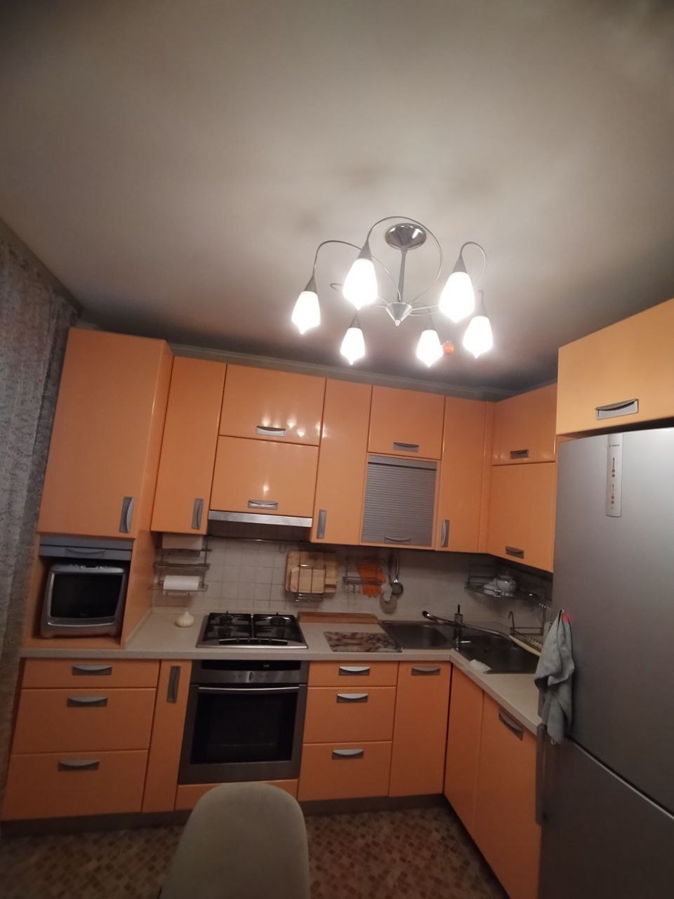 Сдам 3-к квартиру на г Москва, Смоленский б-р, д 13 стр 8, метро Парк культуры, г. Москва