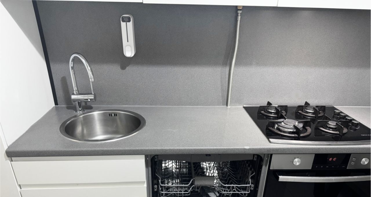 Сдаю 3х-комнатную квартиру на 1-й Николощеповский переулок, 20/4, метро Киевская, г. Москва