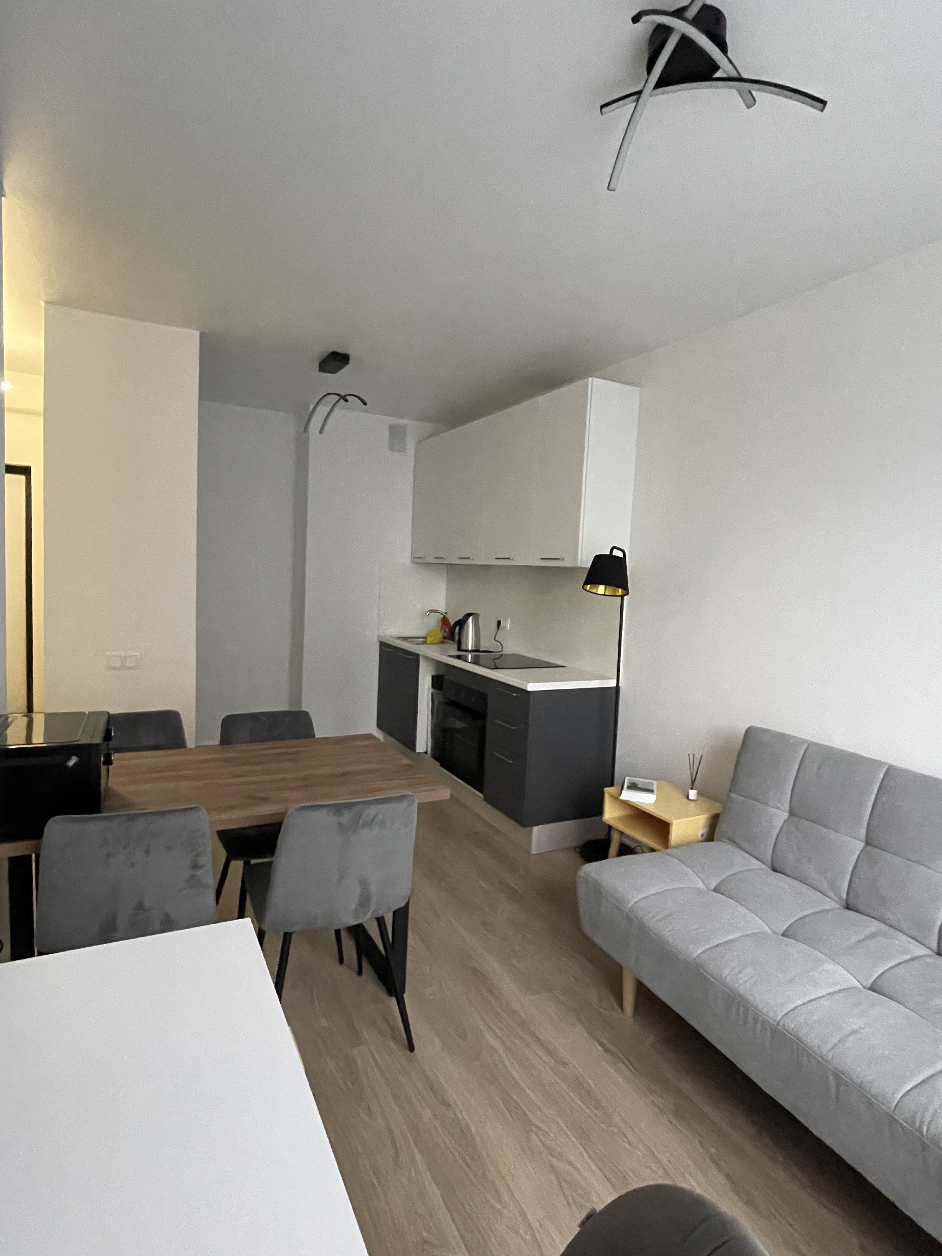 Сдам двухкомнатную квартиру на Московская обл, г Домодедово, село Ям, ул Мезенцева, д 14, метро Домодедовская, г. Москва