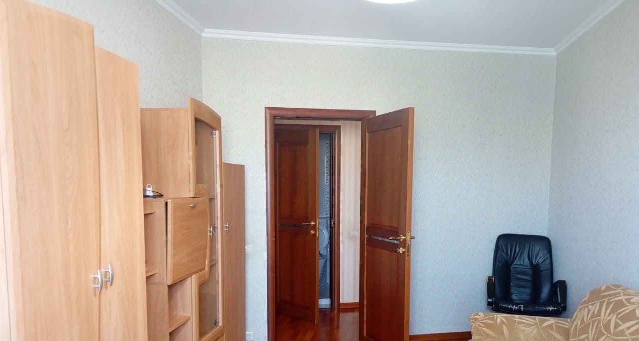 Сдается трехкомнатная квартира на улица Наметкина, 11К1, метро Новые Черёмушки, г. Москва