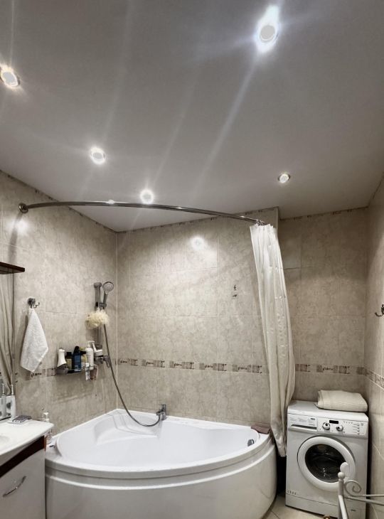 Сдается двухкомнатная квартира на Космодамианская набережная, 32-34, метро Новокузнецкая, г. Москва