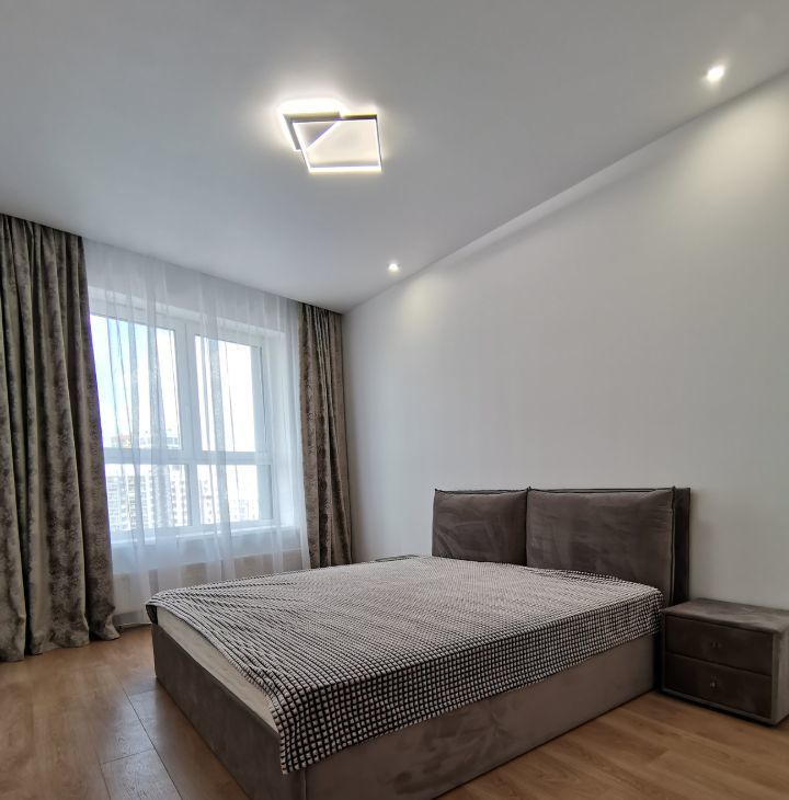 Сдам 3-комнатную квартиру на улица Петра Алексеева, 14, метро Кунцевская, г. Москва