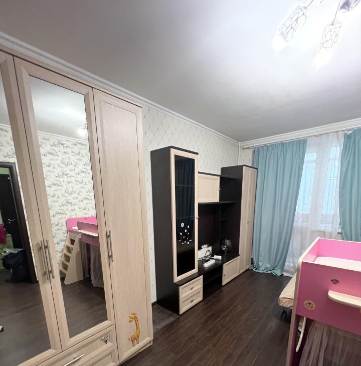 Сдается 1-комнатная квартира на улица Кулакова, 10, метро Мякинино, г. Москва