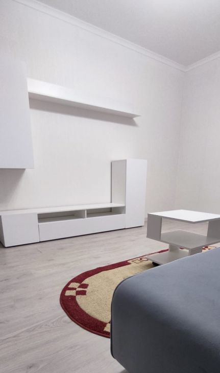 Сдам 1-комнатную квартиру на Варшавское шоссе, 170Ек3, метро Лесопарковая, г. Москва