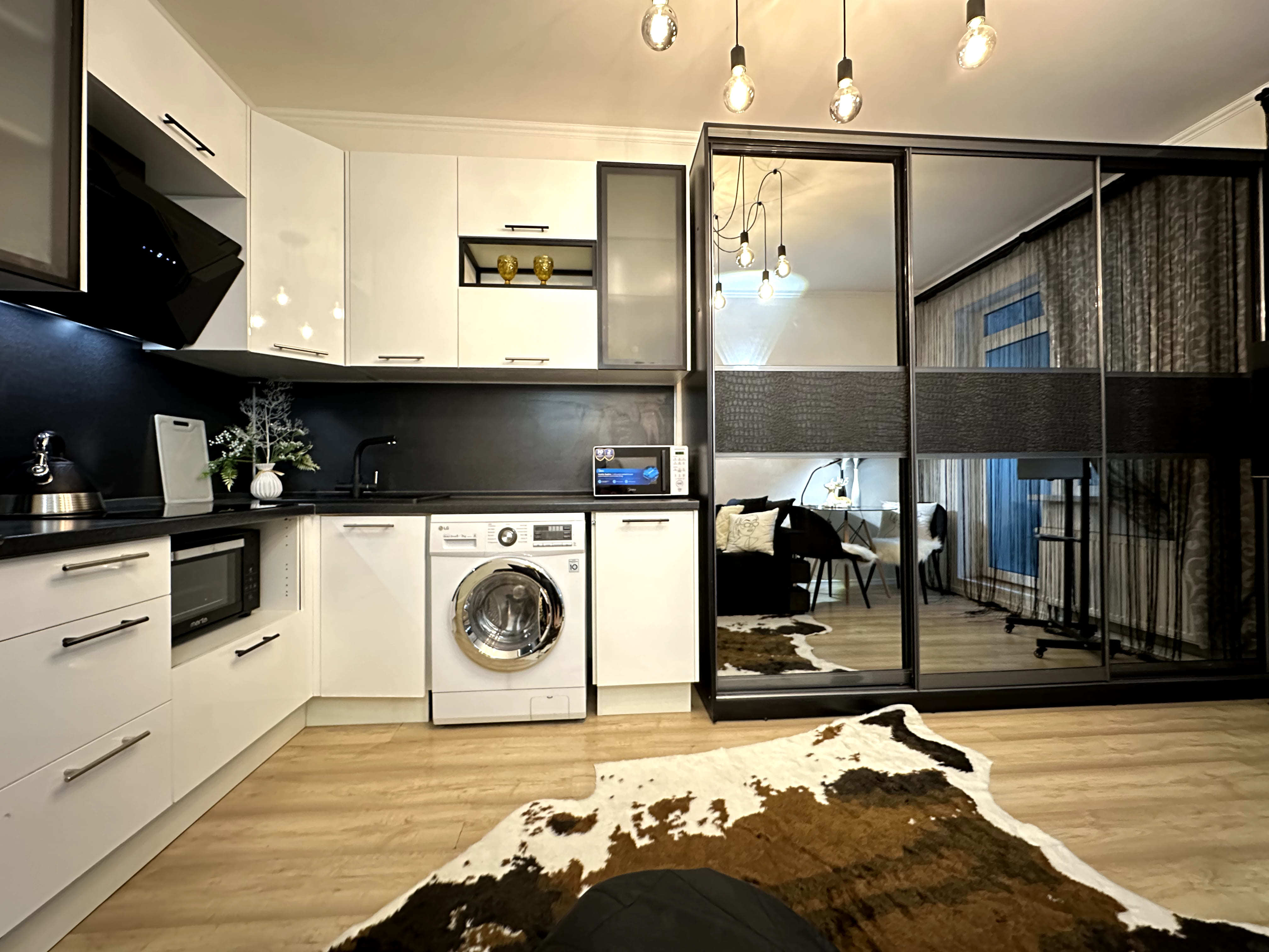 Сдаю 1-комнатную квартиру на г Санкт-Петербург, Октябрьская наб, д 44, метро Ломоносовская, г. Санкт-Петербург