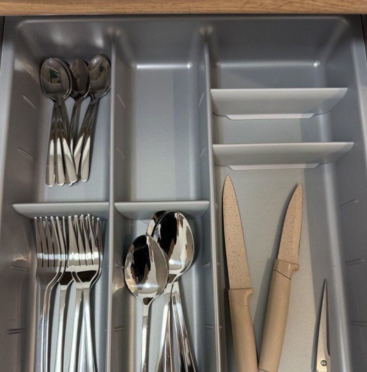 Сдам 2к квартиру на улица Алхимовская, 1к2, метро Бунинская аллея, г. Москва