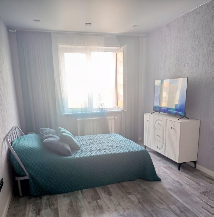 Сдается 2х-комнатная квартира на улица Чароитовая, 1к4, метро Коммунарка, г. Москва