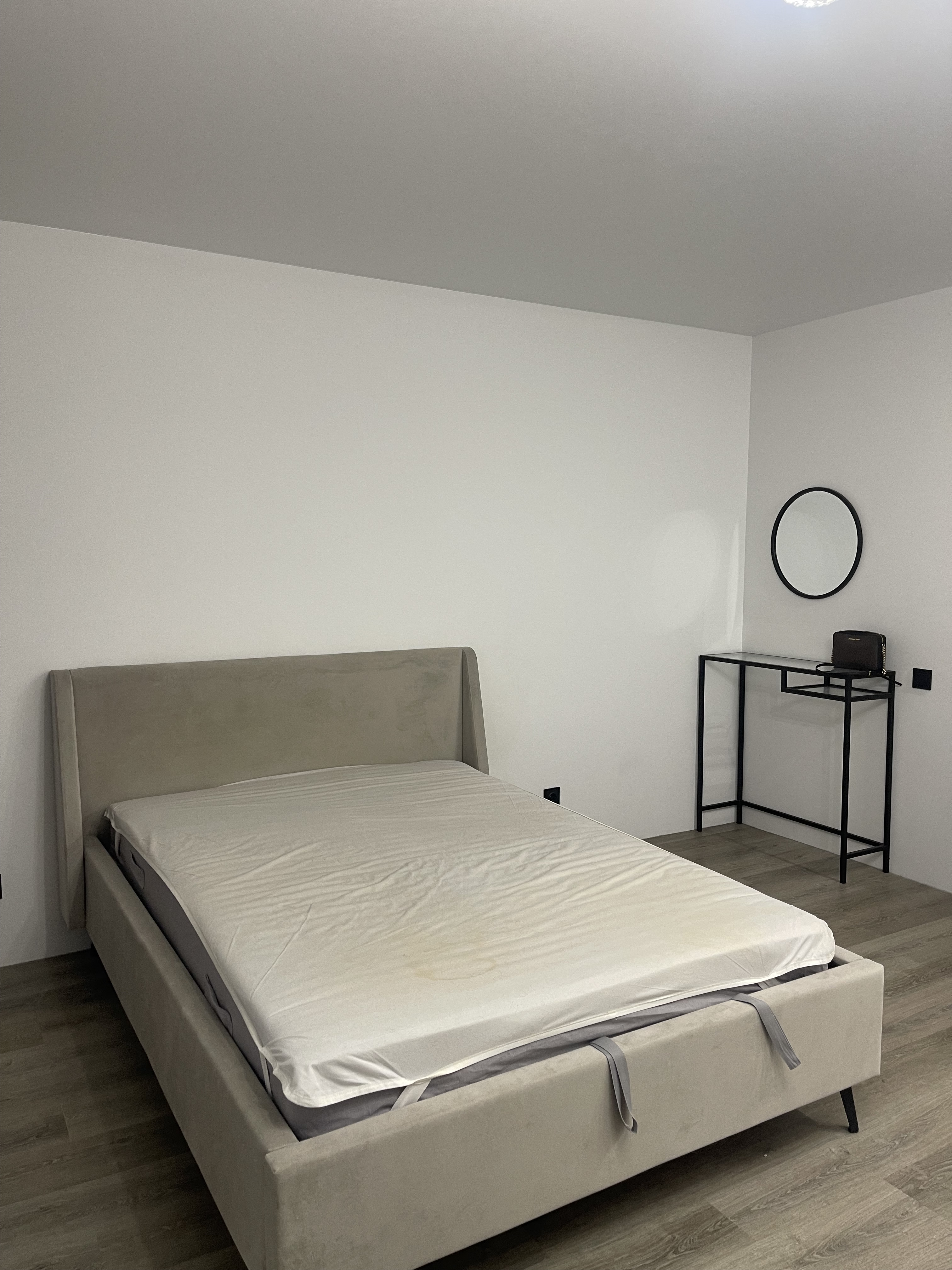 Снять 1-комнатную квартиру на г Санкт-Петербург, поселок Парголово, ул Заречная, д 11 к 6 стр 1, метро Парнас, г. Санкт-Петербург