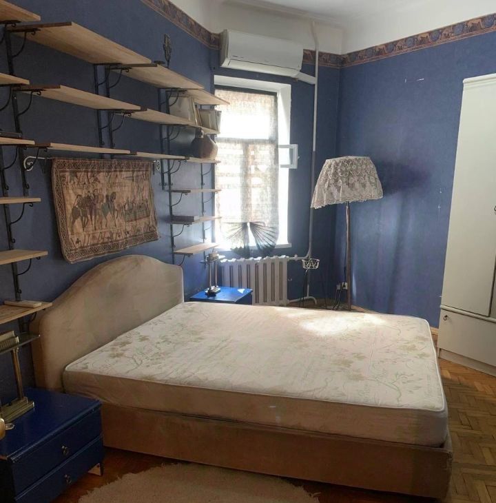 Сдаю 3х-комнатную квартиру на Петровский бульвар, 17/1, метро Охотный ряд, г. Москва