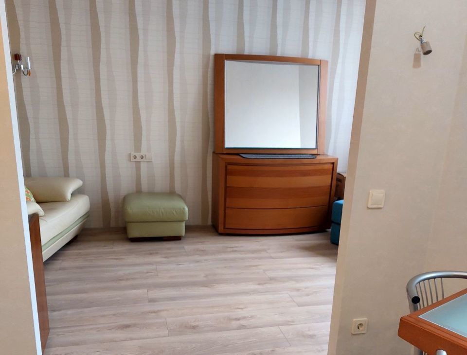 Сдам 1к квартиру на улица Верхние Поля, 32к3, метро Братиславская, г. Москва