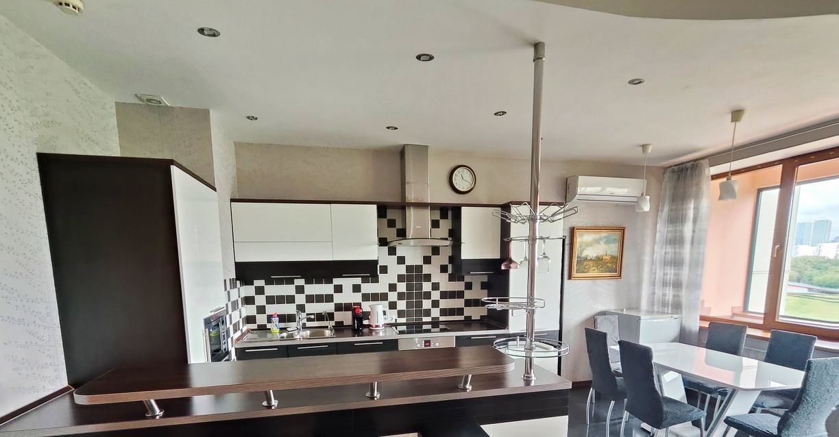 Сдается 3-комнатная квартира на улица Коштоянца, 20К3, г. Москва