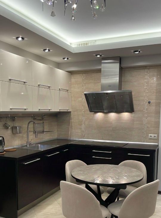 Сдается 3х-комнатная квартира на улица Академика Виноградова, 1, метро Тропарёво, г. Москва