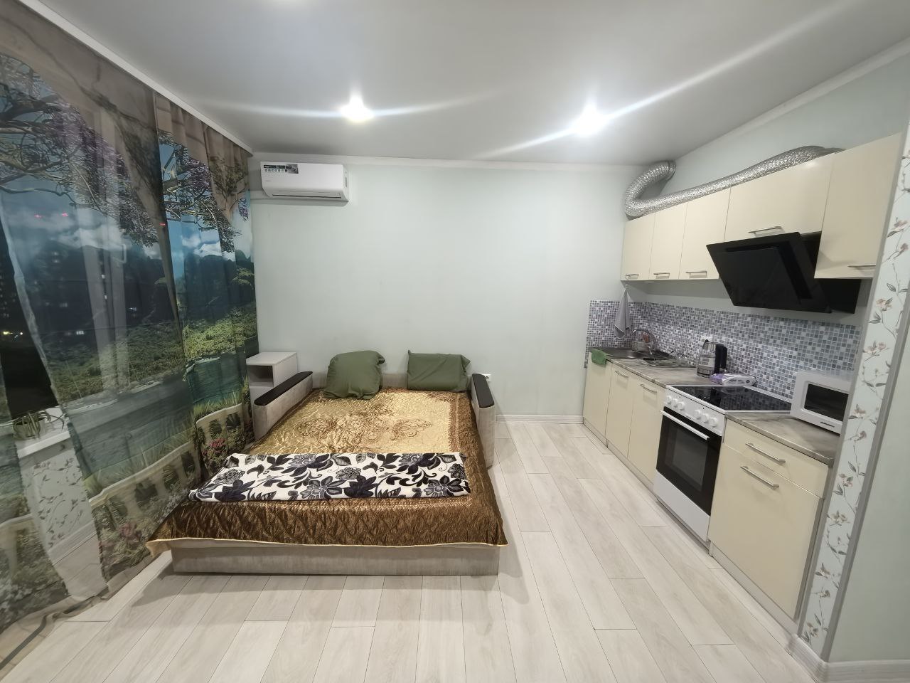 Аренда однокомнатной квартиры на Московская обл, г Видное, деревня Сапроново, мкр Купелинка, кв-л Центральный, д 2, кв 367, метро Домодедовская, г. Москва