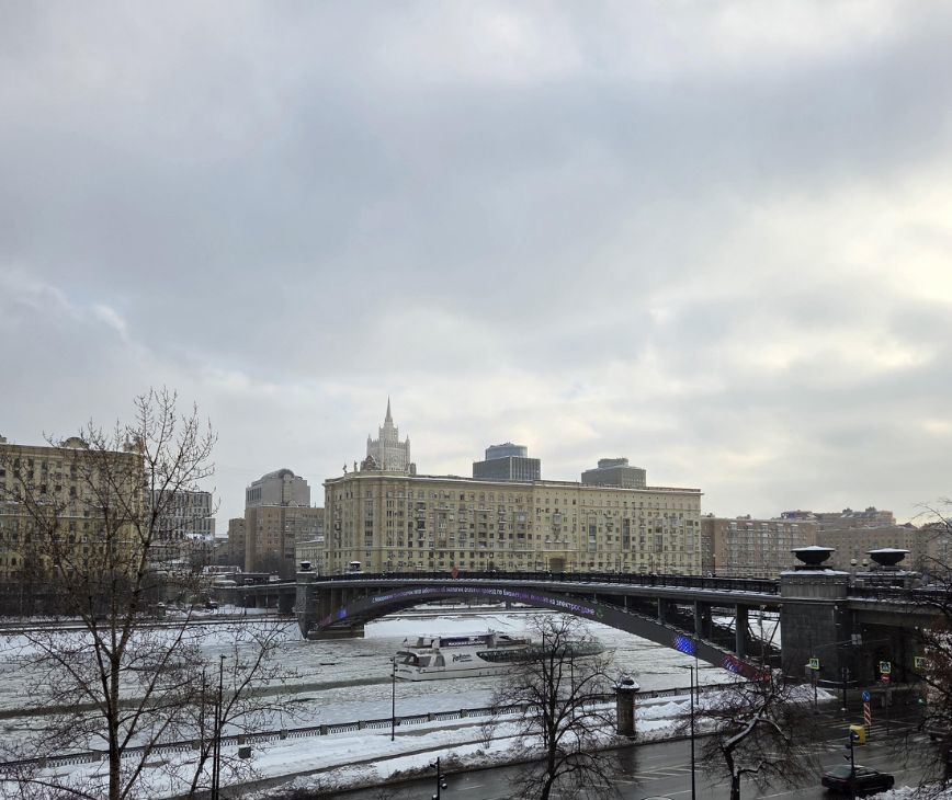 Сдается 2-комнатная квартира на набережная Тараса Шевченко, 3, метро Студенческая, г. Москва