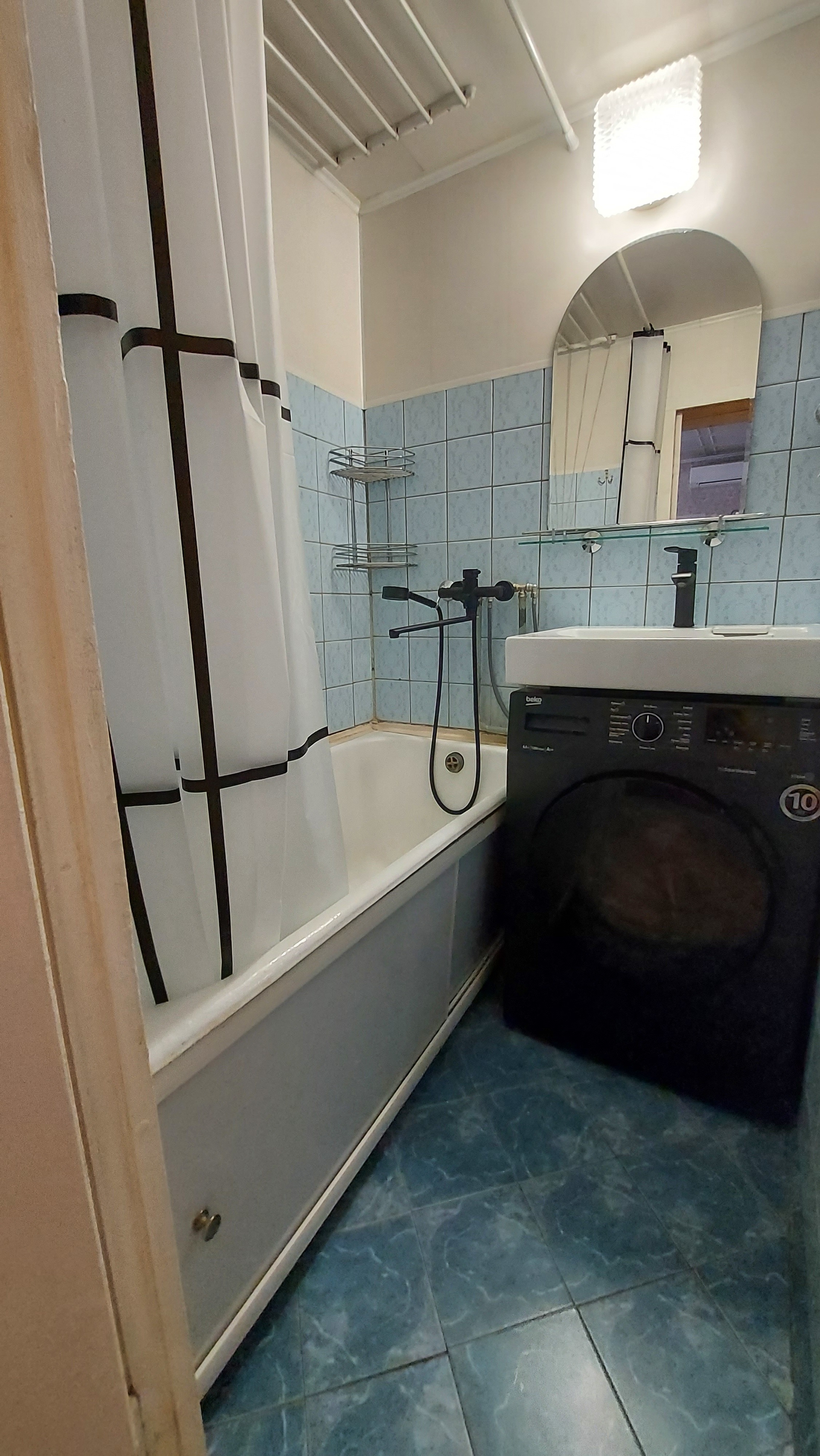 Сдаю 2-комнатную квартиру на г Москва, ул Миклухо-Маклая, д 65 к 4, метро Беляево, г. Москва