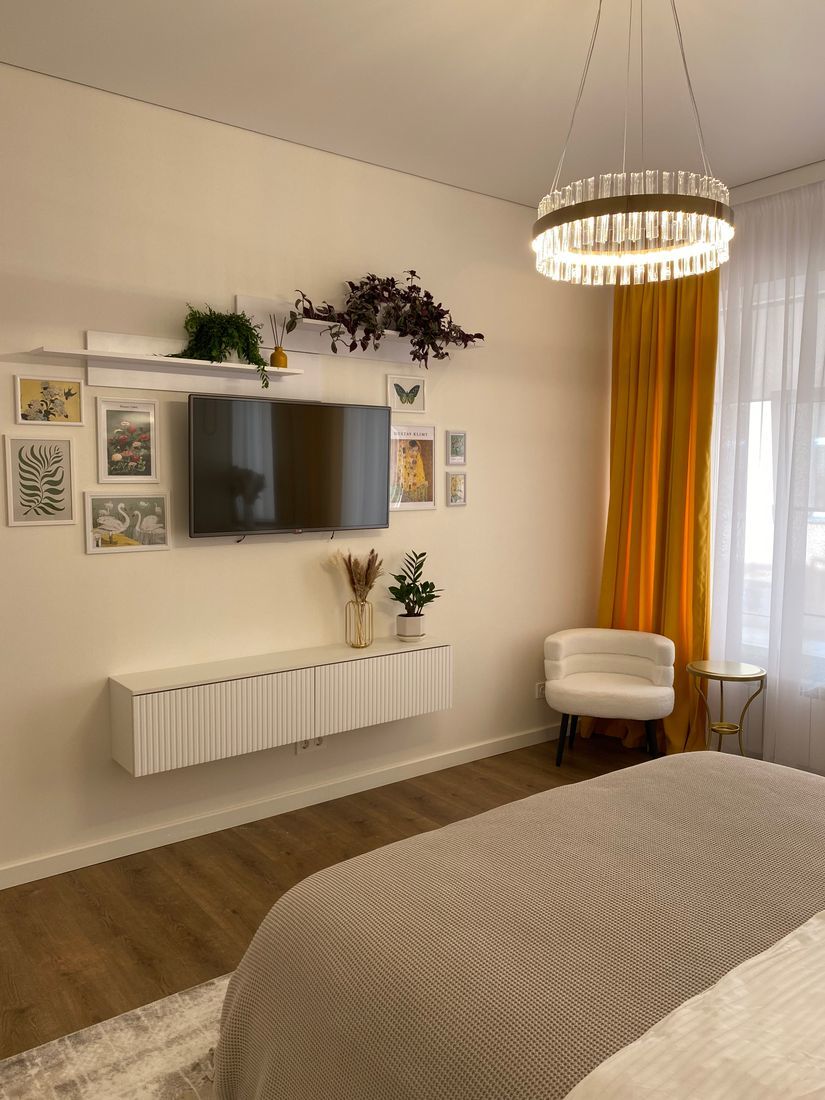 Сдам 3-к квартиру на г Санкт-Петербург, ул Гороховая, д 32 литера Б, кв 152, метро Сенная площадь, г. Санкт-Петербург