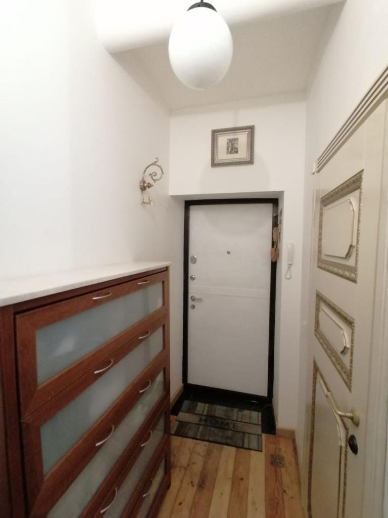 Аренда однокомнатной квартиры на Московская обл, г Химки, ул Маяковского, д 25, метро Планерная, г. Москва