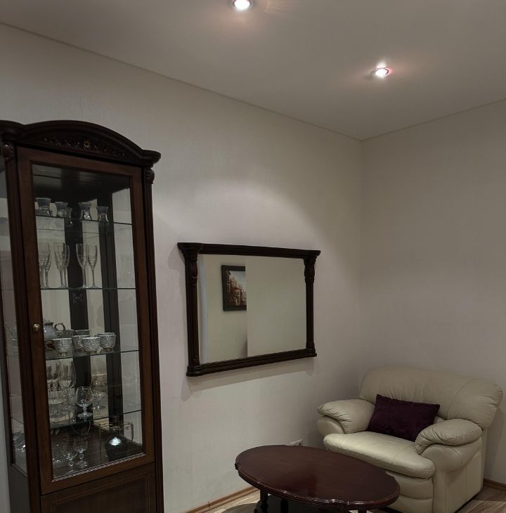 Сдаю 3-к квартиру на 1А, метро Чертановская, г. Москва