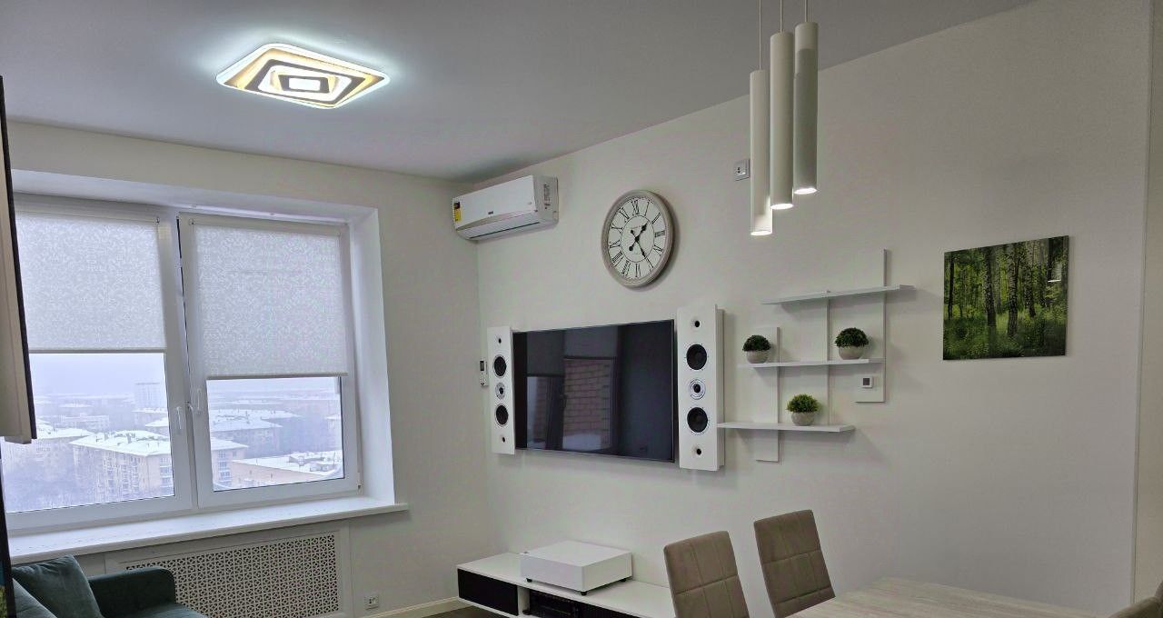 Сдается трехкомнатная квартира на проспект Вернадского, 27К1, метро Проспект Вернадского, г. Москва