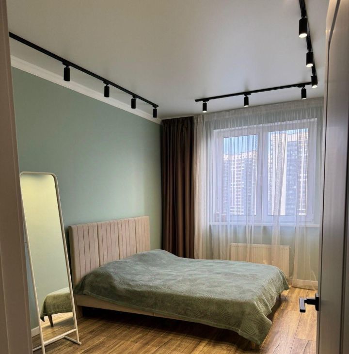 Сдам 3-к квартиру на улица Анны Ахматовой, 11к1, метро Рассказовка, г. Москва