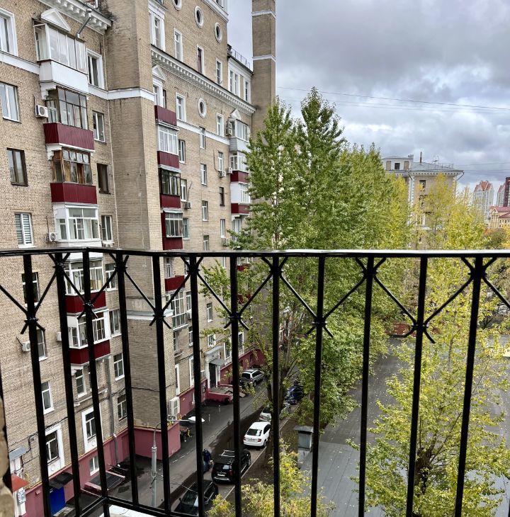 Снять 2х-комнатную квартиру на улица Алабяна, 12к3, метро Октябрьское поле, г. Москва