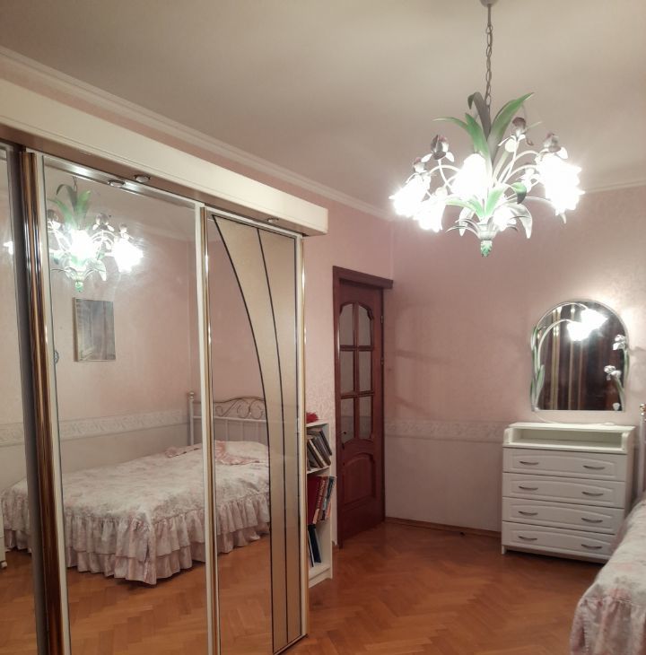 Сдаю 3-к квартиру на Сивашская улица, 7к2, метро Нахимовский проспект, г. Москва