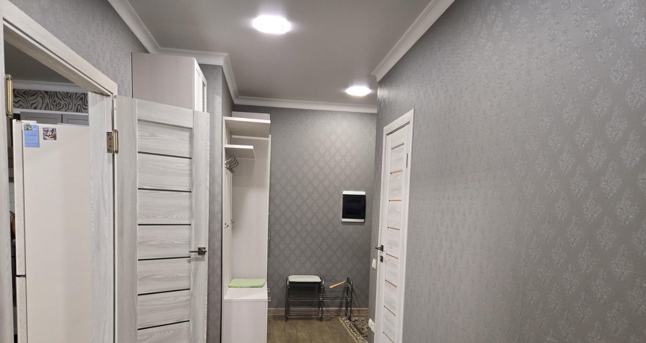 Сдаю 3к квартиру на улица Харлампиева, 52к1, метро Рассказовка, г. Москва