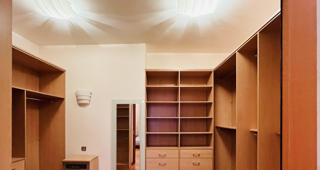 Снять 3к квартиру на улица Воронцовские Пруды, 3, метро Калужская, г. Москва