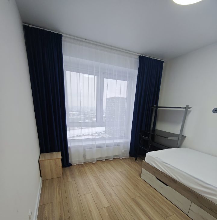 Сдается трехкомнатная квартира на Домостроительная улица, 14, метро Солнцево, г. Москва