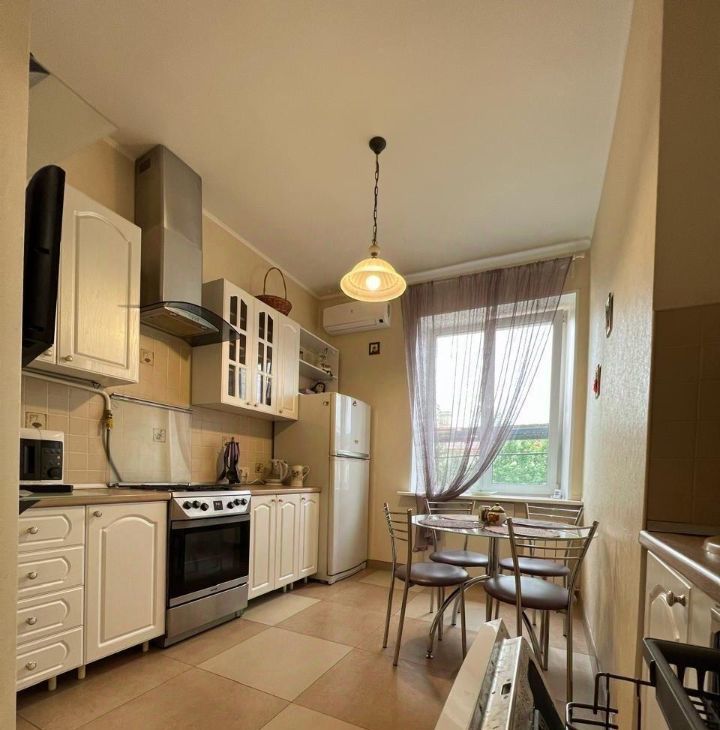 Сдам трехкомнатную квартиру на Студенческая улица, 28К3, метро Студенческая, г. Москва